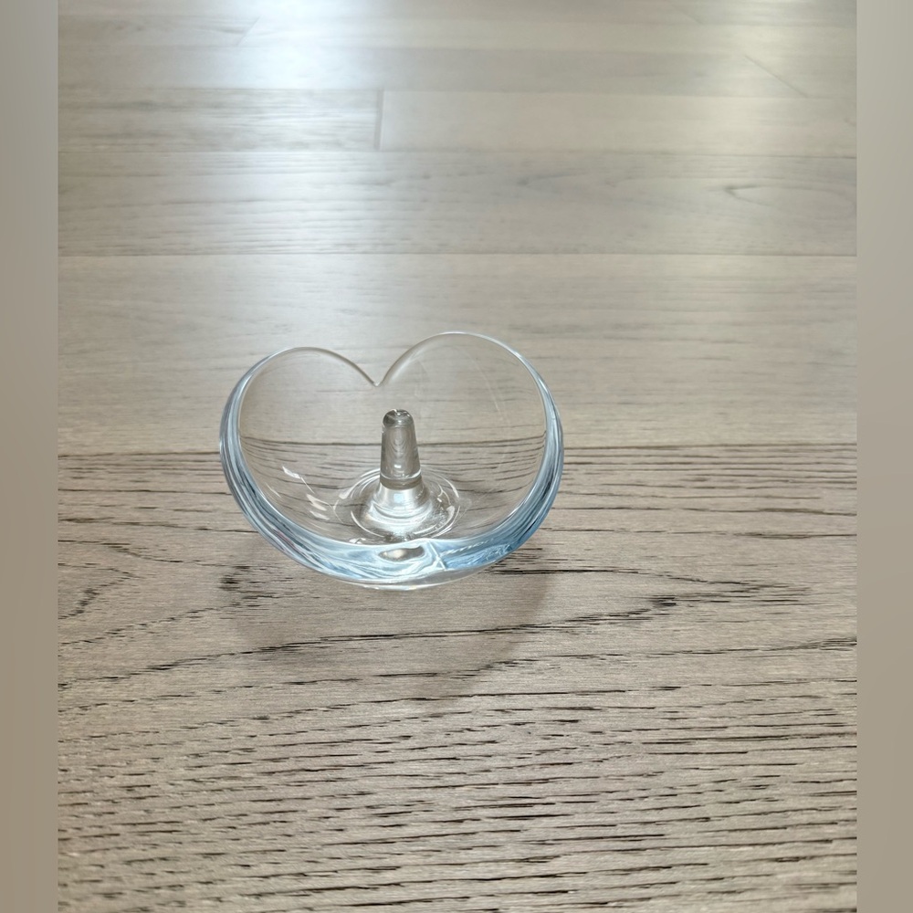 Nambe heart shaped crystal ring holder